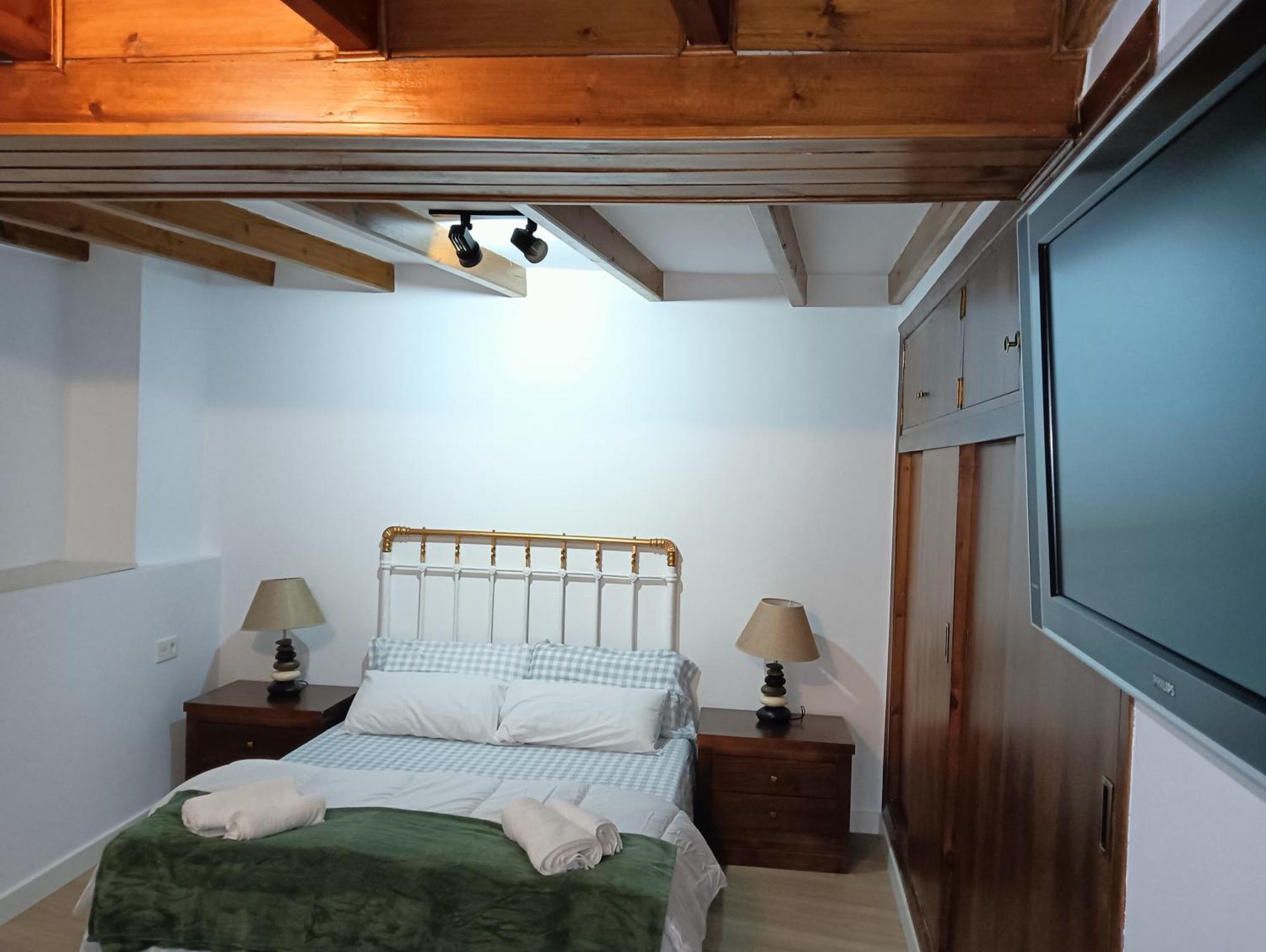 La Casa De La Plaza Apartment เกวคาร์-เซียร์รา ภายนอก รูปภาพ
