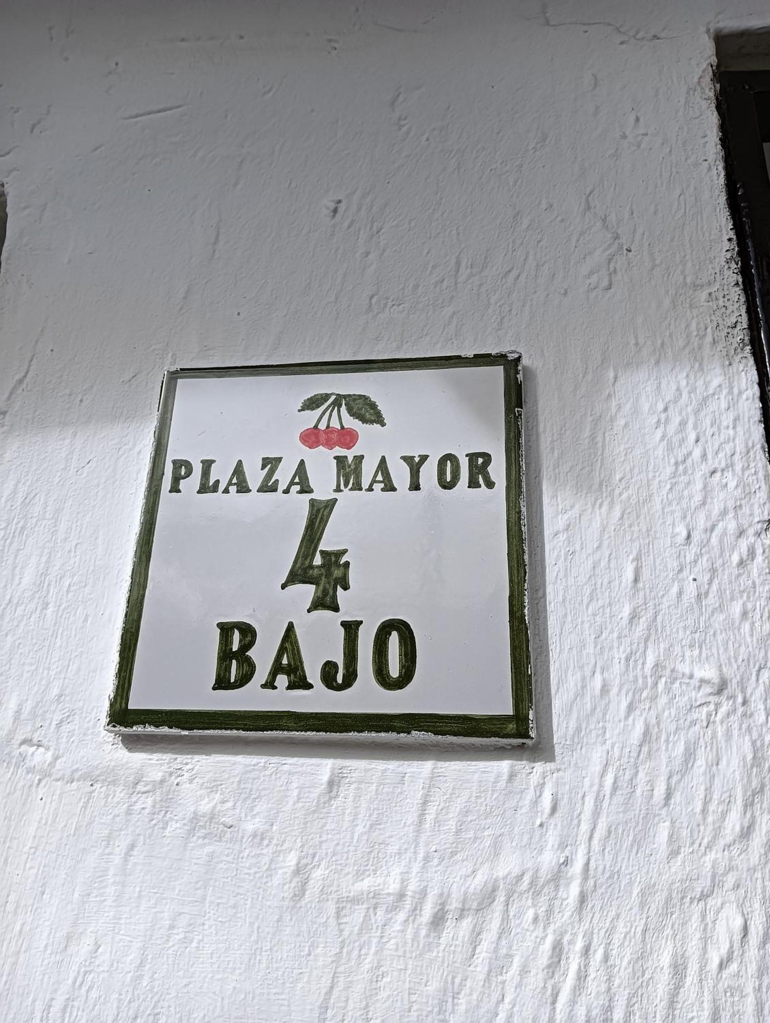 La Casa De La Plaza Apartment เกวคาร์-เซียร์รา ภายนอก รูปภาพ