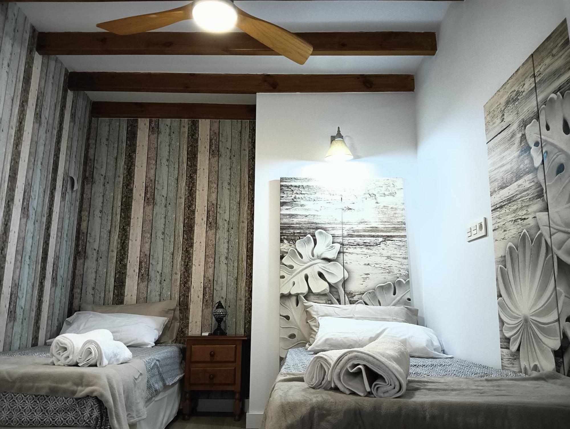 La Casa De La Plaza Apartment เกวคาร์-เซียร์รา ห้อง รูปภาพ